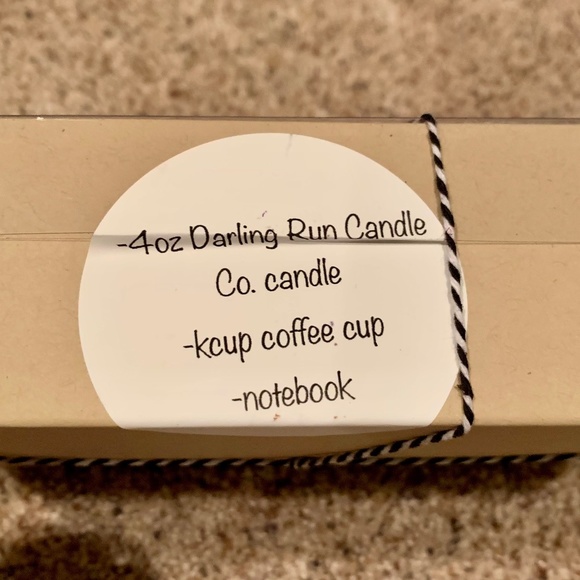 Holiday Gift Pack NWOT - Picture 2 of 3